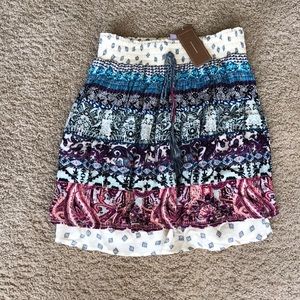 NWT.  Francesca’s Two tiered skirt